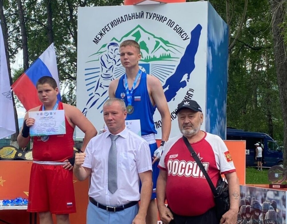    CREATOR: gd-jpeg v1.0 (using IJG JPEG v62), quality = 80 Алёна Бережная