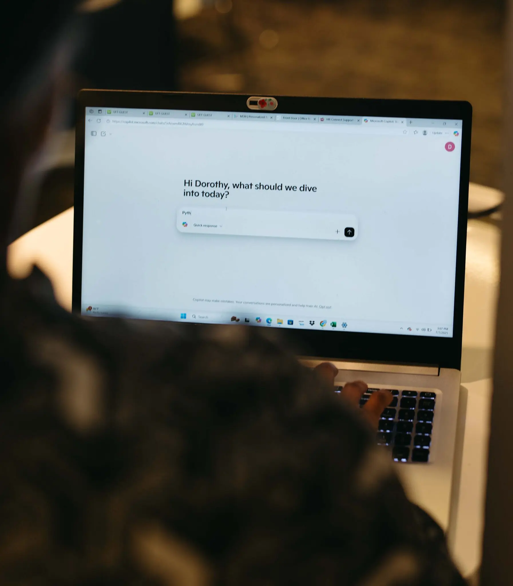 На семинаре по искусственному интеллекту в Манхэттене. Фото: Ахмед Габер для The New York Times