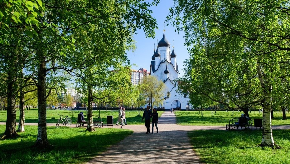    Парк строителей в Невском районе. Автор фото: Ермохин Сергей