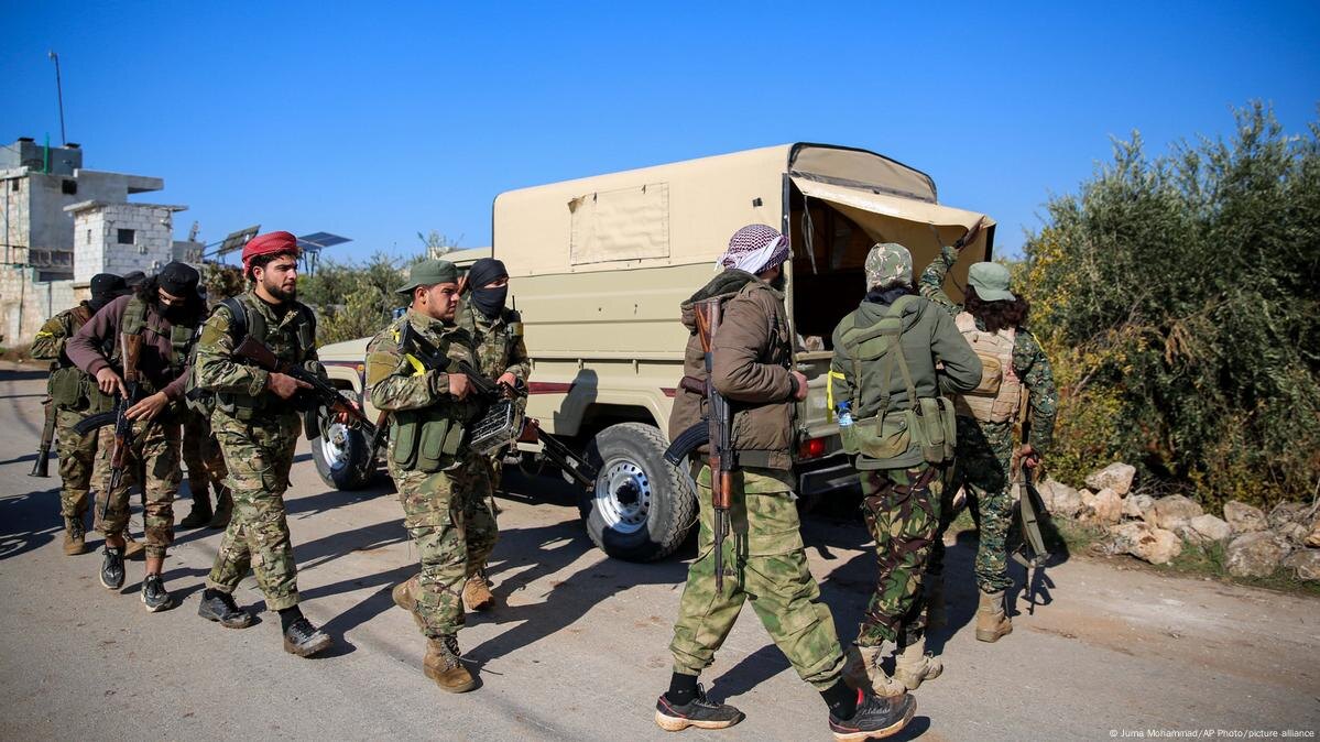    В Дамаске вывесили билборды с изображением Дональда Трампа и Ахмеда аш-Шараа