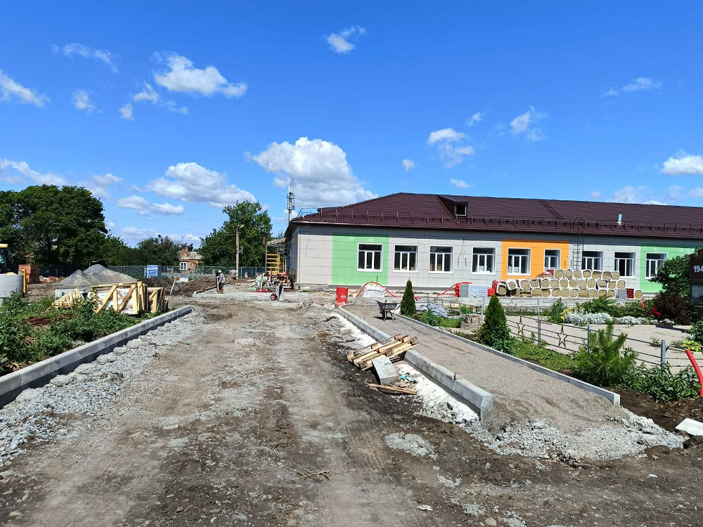    Фото с телегрм-канала Ремонт школы 43 Марина Ецкова