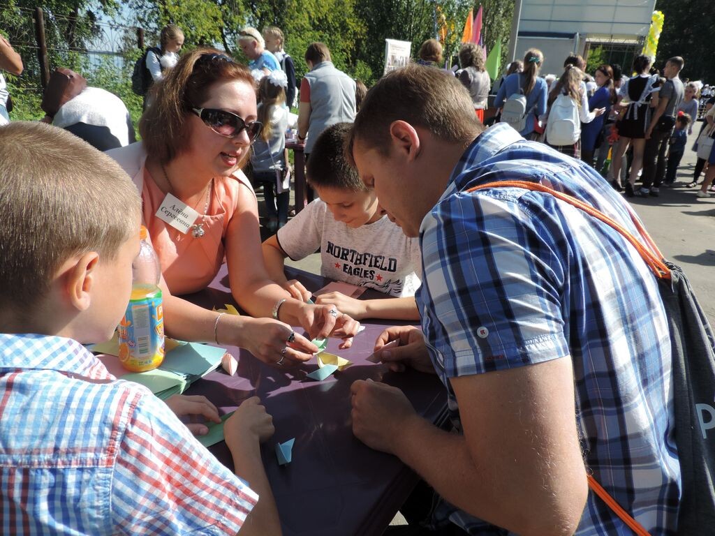 День знаний, мастер-класс по оригами на городском "Фестивале 3Д". Первое сентября 2017г.
