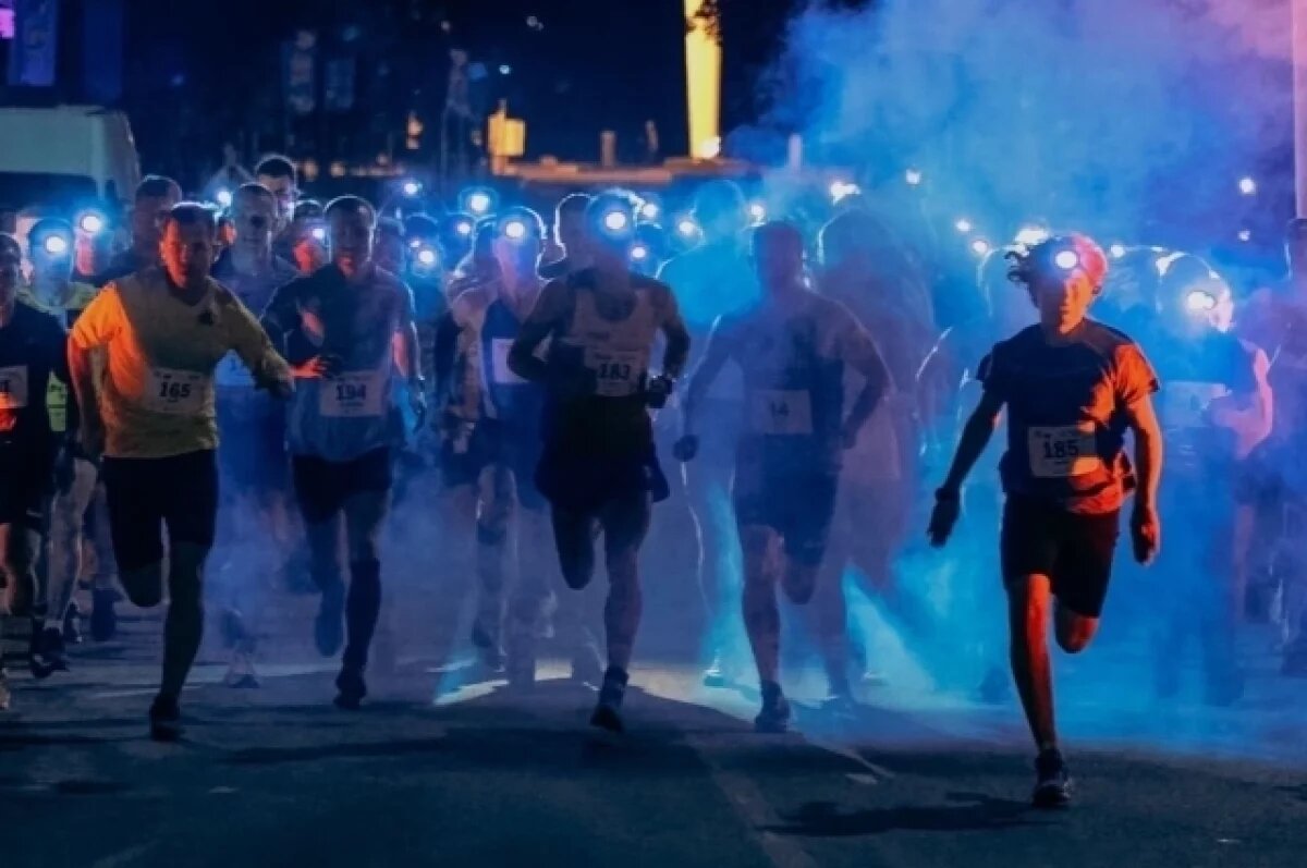    В состязания примет участие рекордное число бегунов.