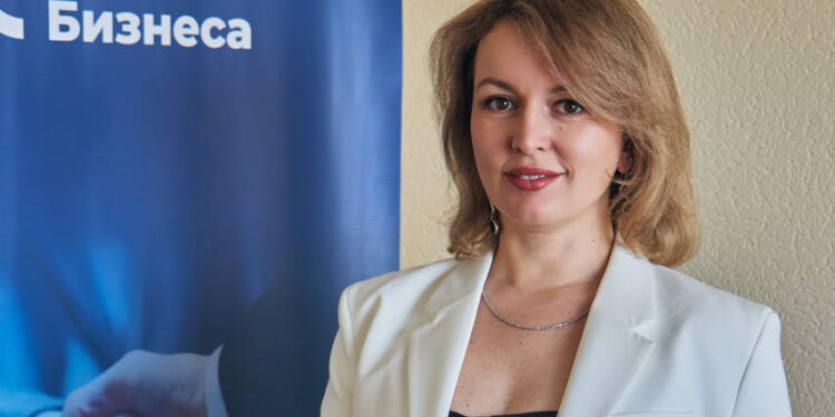    ЕЛЕНА САТИНИНА/ЛИЧНЫЙ АРХИВ