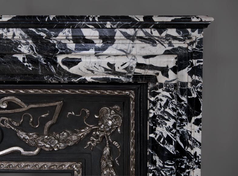 Камин из черного мрамора Grand Antique, Франция