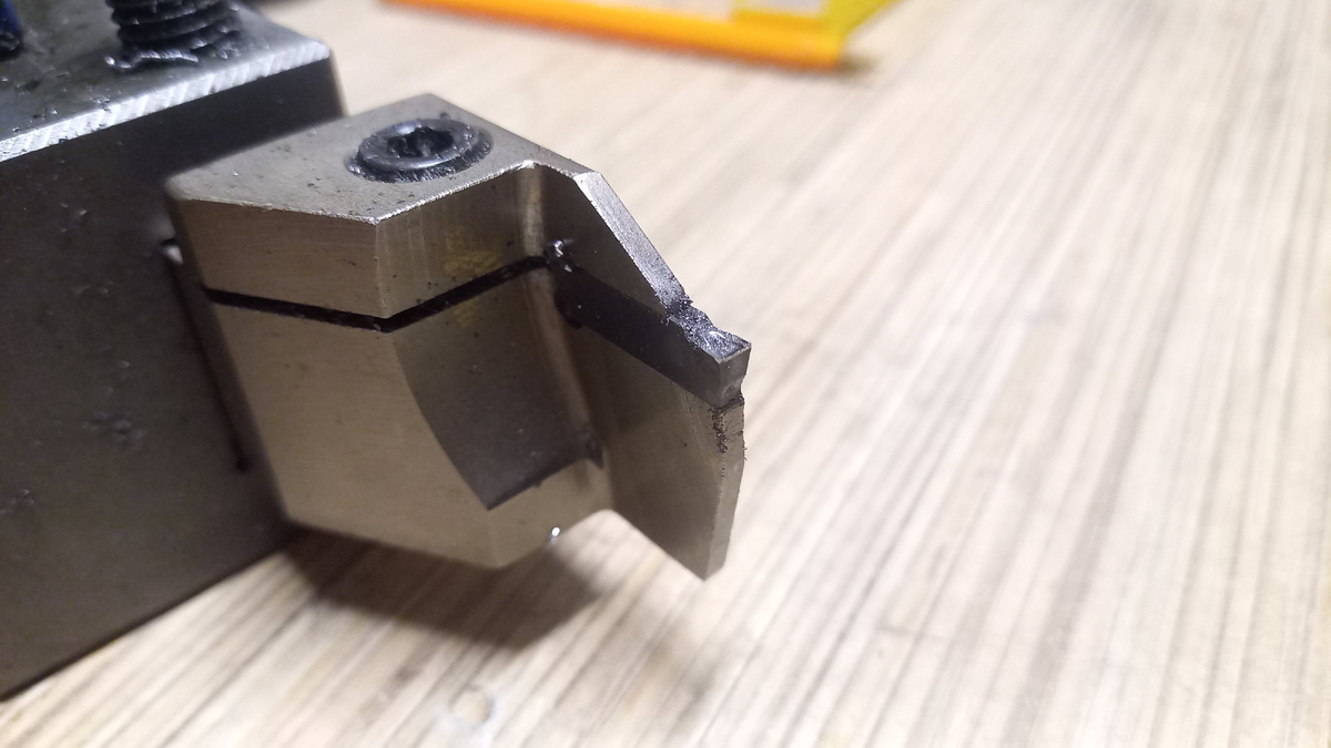 Резец канавочный 3мм.