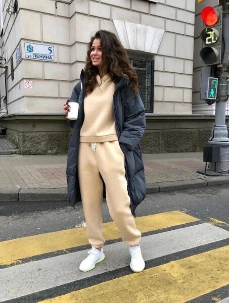 Полина Корнеева

