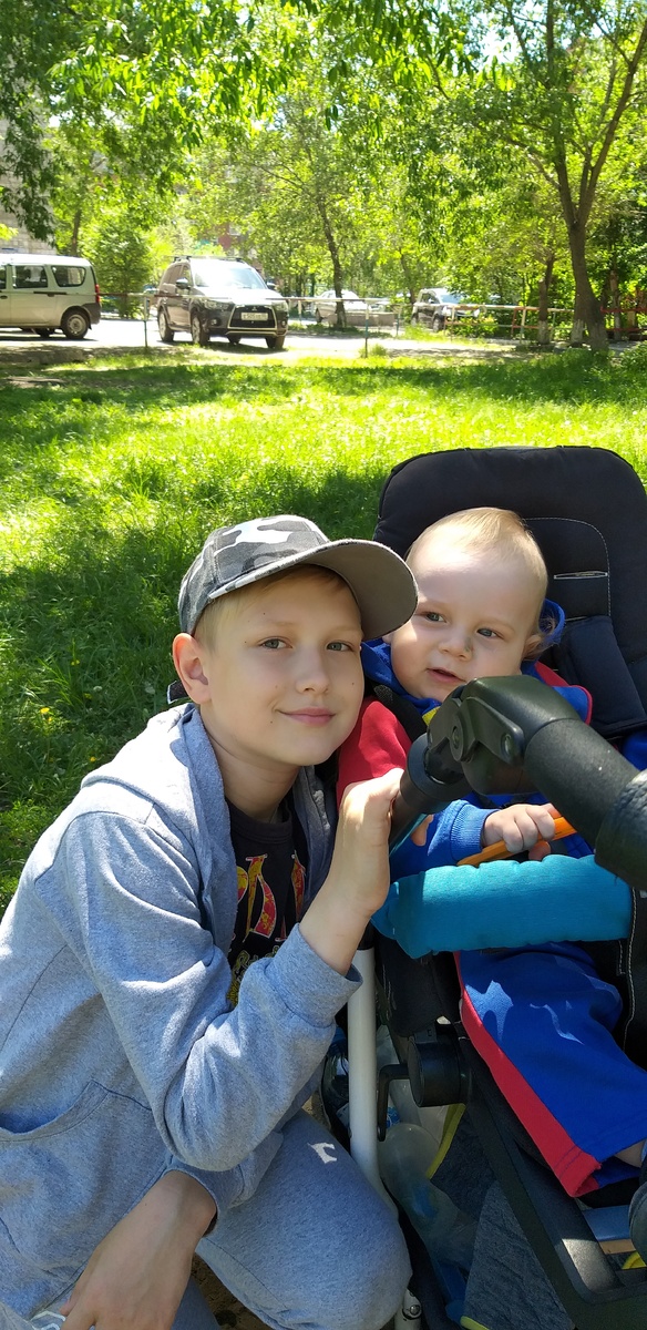 Старший брат, мегаответственный человек