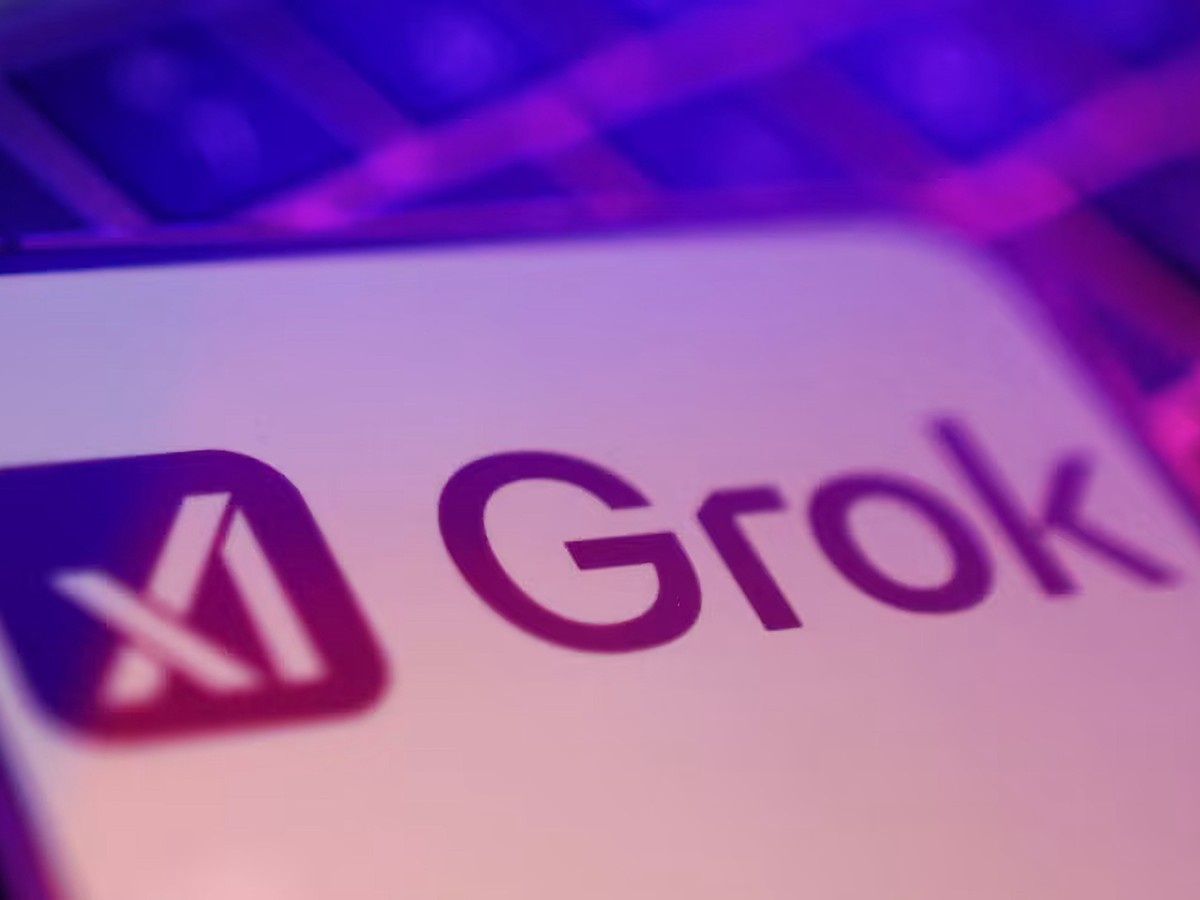    Новая версия чат-бота Grok может открыть новые законы физики и предсказать чемпионаты