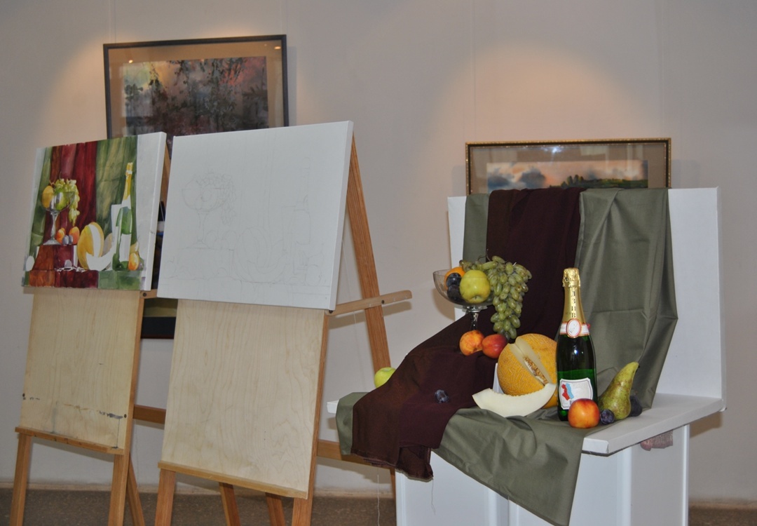 Мастер-класс. Два планшета один планшет с начатым акварелью натюрмортом "Осенний праздник", второй просто с нанесённым рисунком натюрморта. Рисунок №1.