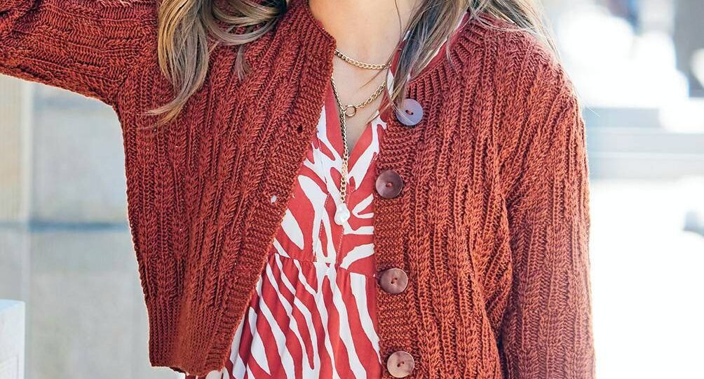 Жара пройдёт, а красивая вязаная вещь останется! Вяжем жакеты на будущую осень