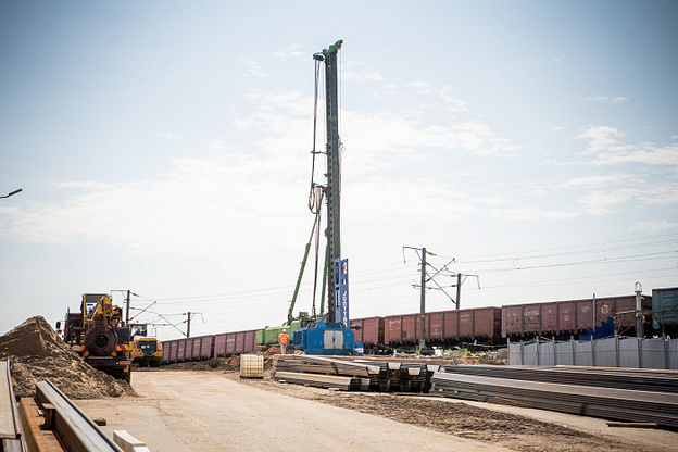    В Нововятске поставили сваебойную установку