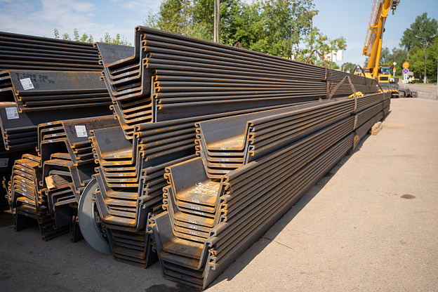    В Нововятске поставили сваебойную установку