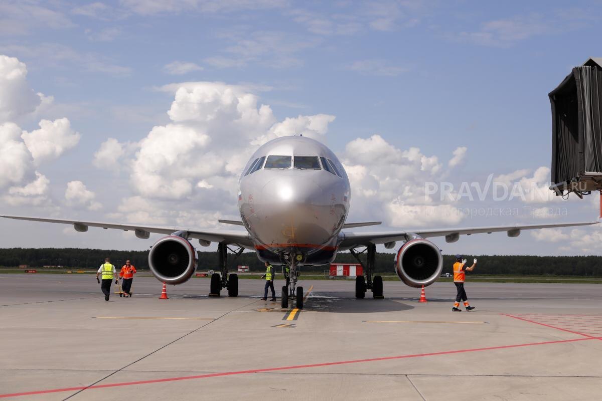    Самолет должен был приземлиться в Костроме в 12:50
