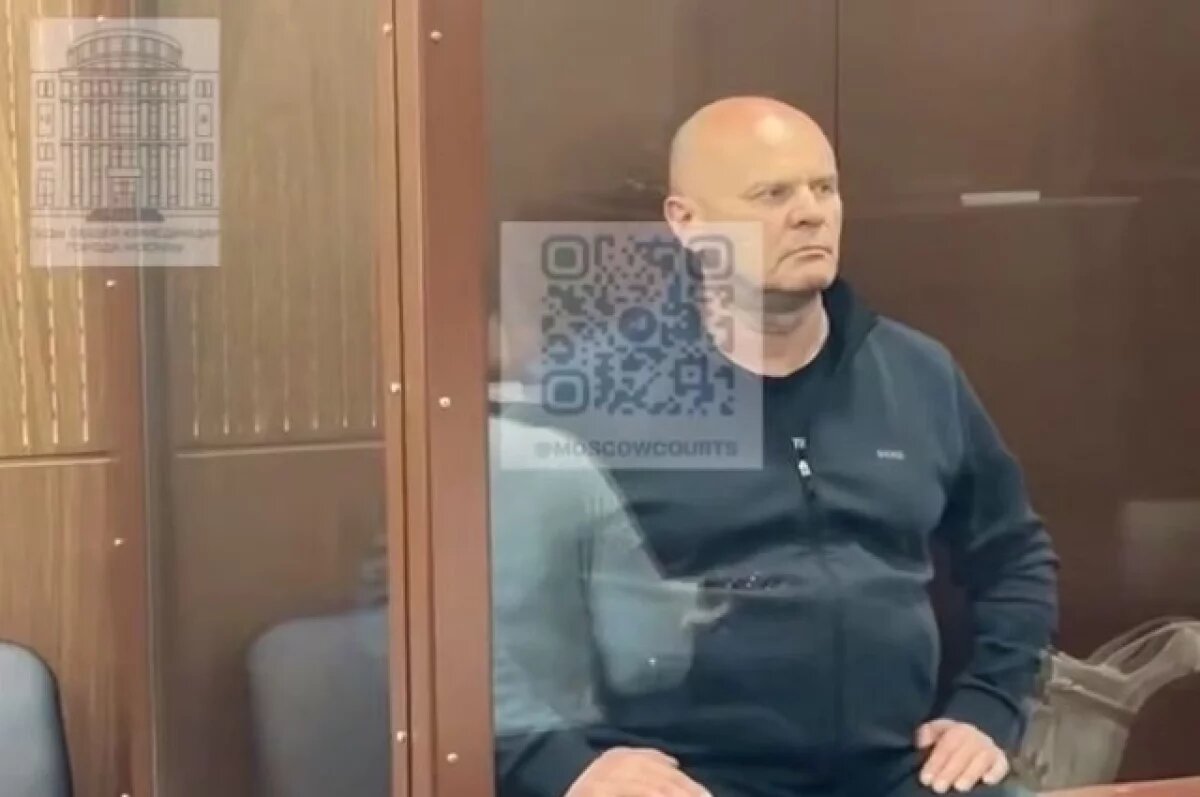    Суд Москвы оставил мэра Красноярска Владислава Логинова под стражей