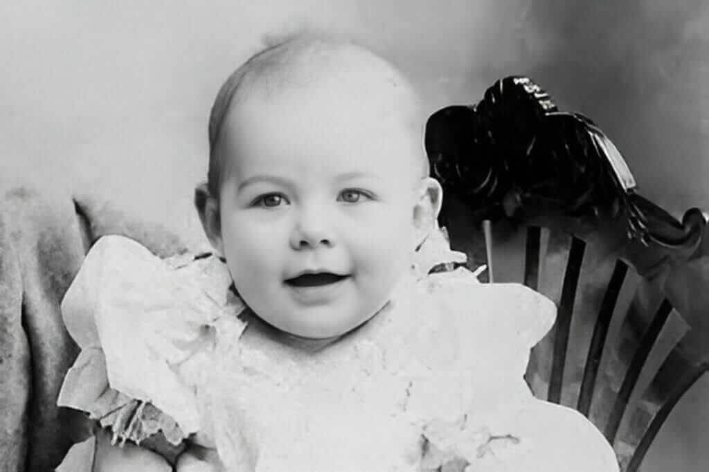 Эрнест Хемингуэй в детстве.