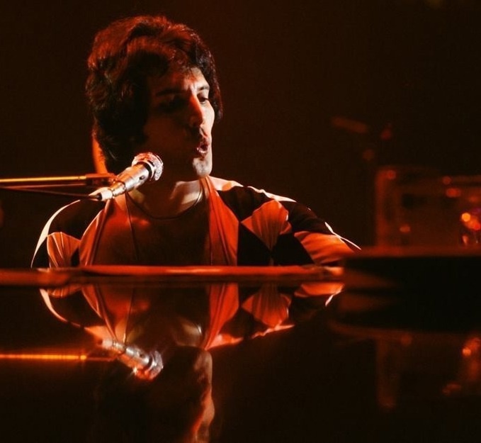 Фредди Меркьюри