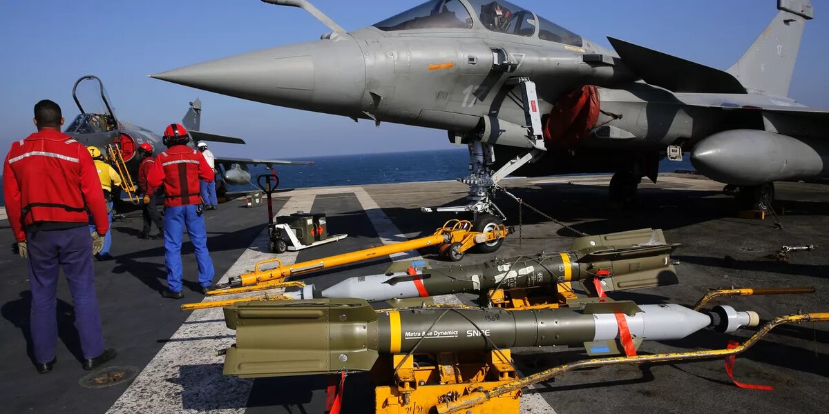 © AP Photo / Christophe Ena