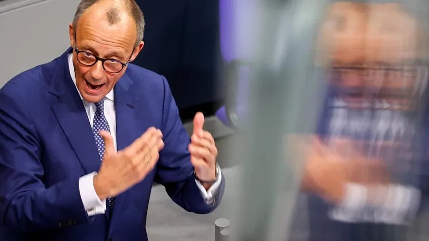 Фото: EPA / FILIP SINGER