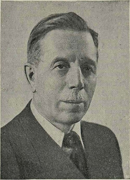 Сергей Егорович (Георгиевич) Чернышёв (4 [16] октября 1881, Александровка, Коломенский уезд — 26 апреля 1963, Москва) — русский и советский архитектор, градостроитель и преподаватель, главный архитектор Москвы в 1934—1941 годах, автор Генерального плана реконструкции Москвы (1935). 1-й секретарь Союза архитекторов СССР (1950—1955). Лауреат Сталинской премии первой степени (1949, за проект Главного здания МГУ)