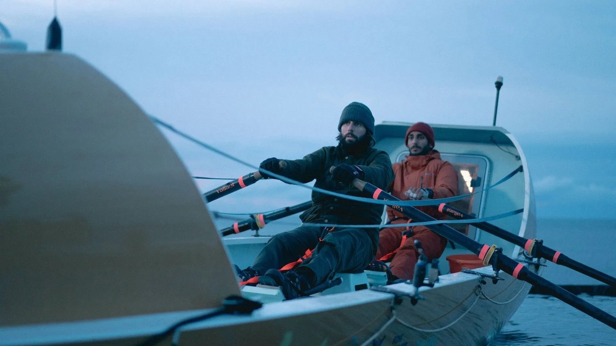 Открытое море. Смерть рядом 2025 фильм - Отзыв и трейлер, фильмы похожие на Открытое море, Софи Скелтон фильмография
