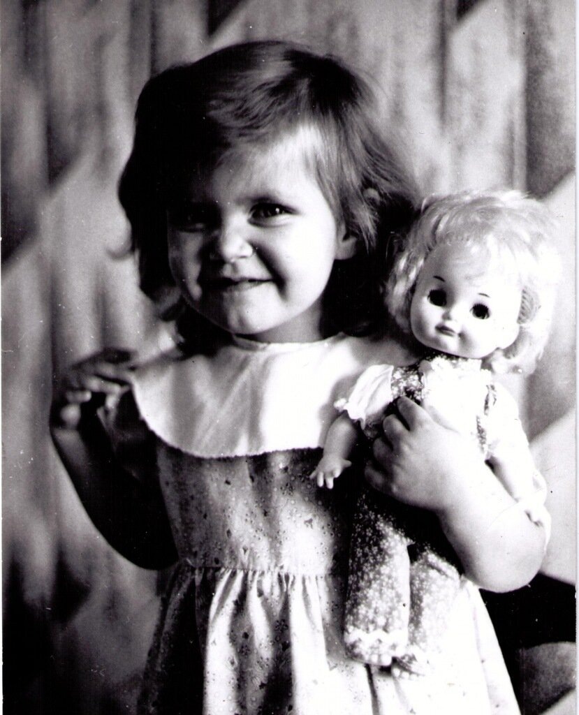 Ирина Муравьева в детстве