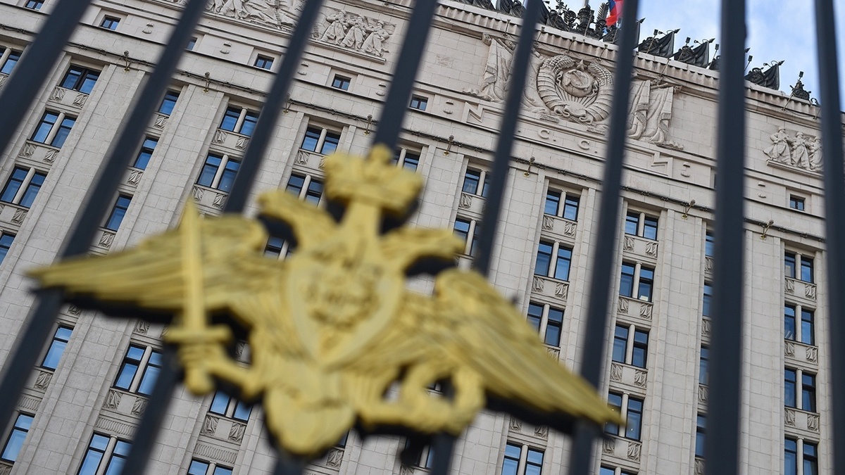 Фото: https://tvzvezda.ru/ (https://mcdn2.tvzvezda.ru/storage/news_other_images/2025/07/05/272e6f9ca91940a285605105ba7c78ff.jpg)