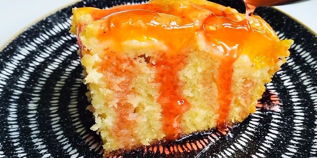 Миксер не нужен! Абрикосовый пирог на кефире в духовке