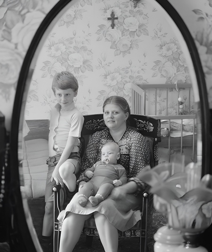 Ирина с детьми