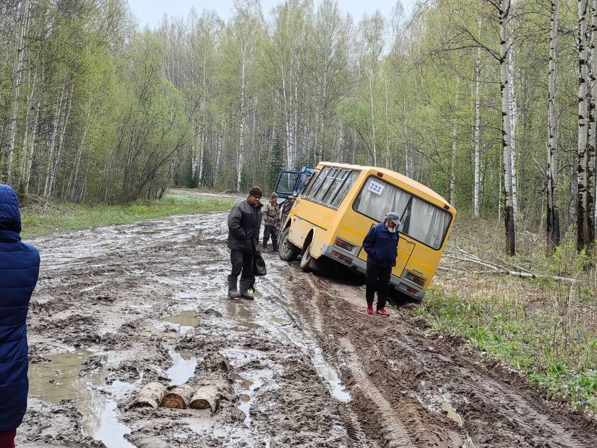     Разбитую дорогу в Бирилюсском муниципальном округе отремонтируют