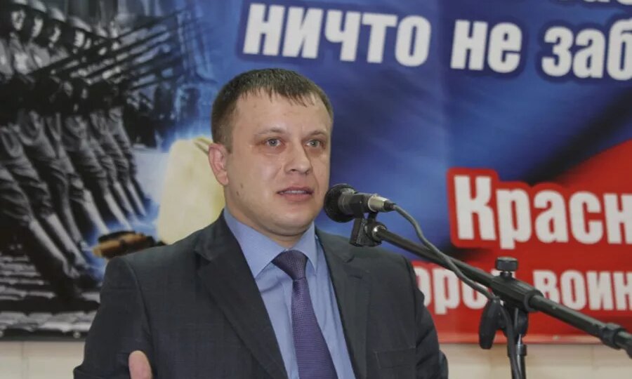 Ярмарочный бизнес под прикрытием участника СВО? Бывшего вице-мэра Краснодара Дмитрия Логвиненко судят за мошенничество