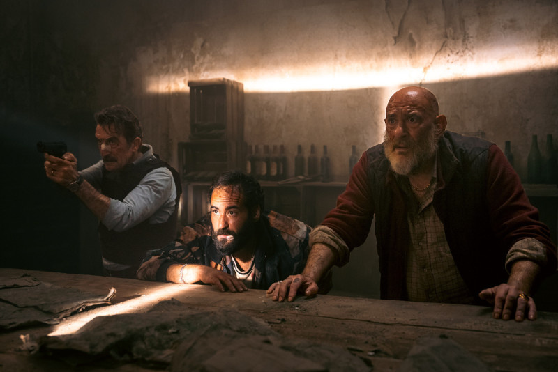 Кадр из фильма "Ничья земля".