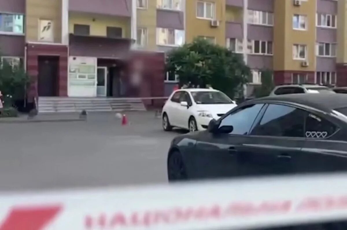    Стрелявший скрылся с места ЧП.