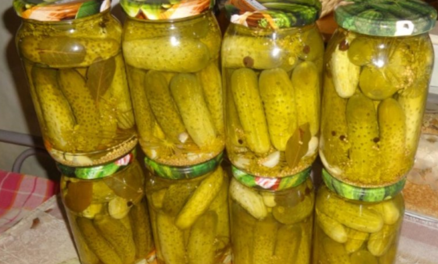 Хрустящие огурцы с мятой: летний взрыв вкуса, который вы захотите повторить снова и снова!
