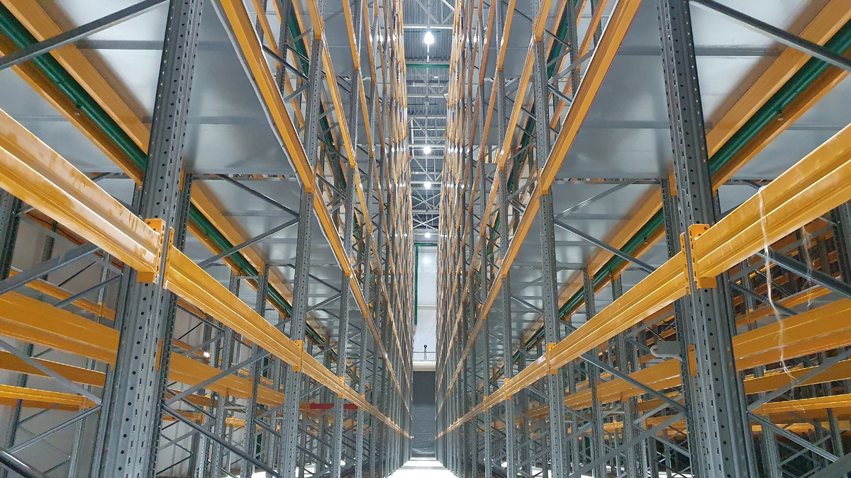 Строительство стеллажей у клиента - предприятие химической промышленности