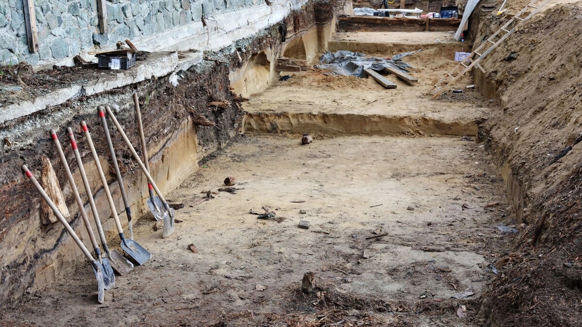    В Салехарде проходит новый сезон раскопок в Обдорском остроге. Фото: Александр Чирва / «Ямал-Медиа»