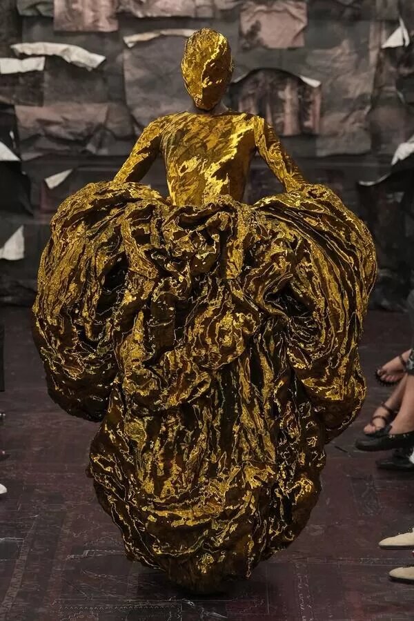 Источник фото: сайт Vogue