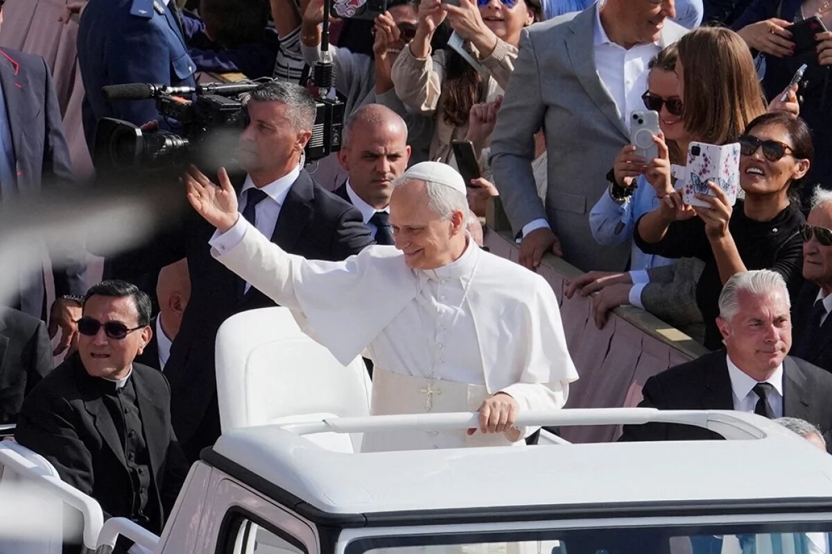    Политолог Зудин: папа римский хочет быть частью международной политики