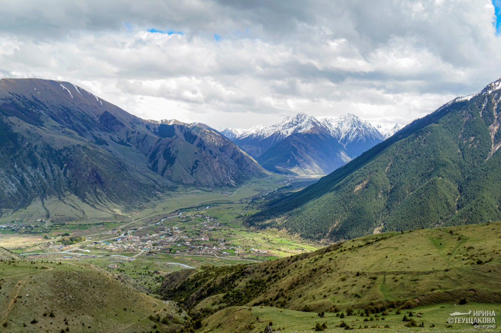Карачаево-Черкессия, аул Учкулан. Исток реки Кубань на слиянии горных ручьёв Учкулан и Уллукам.