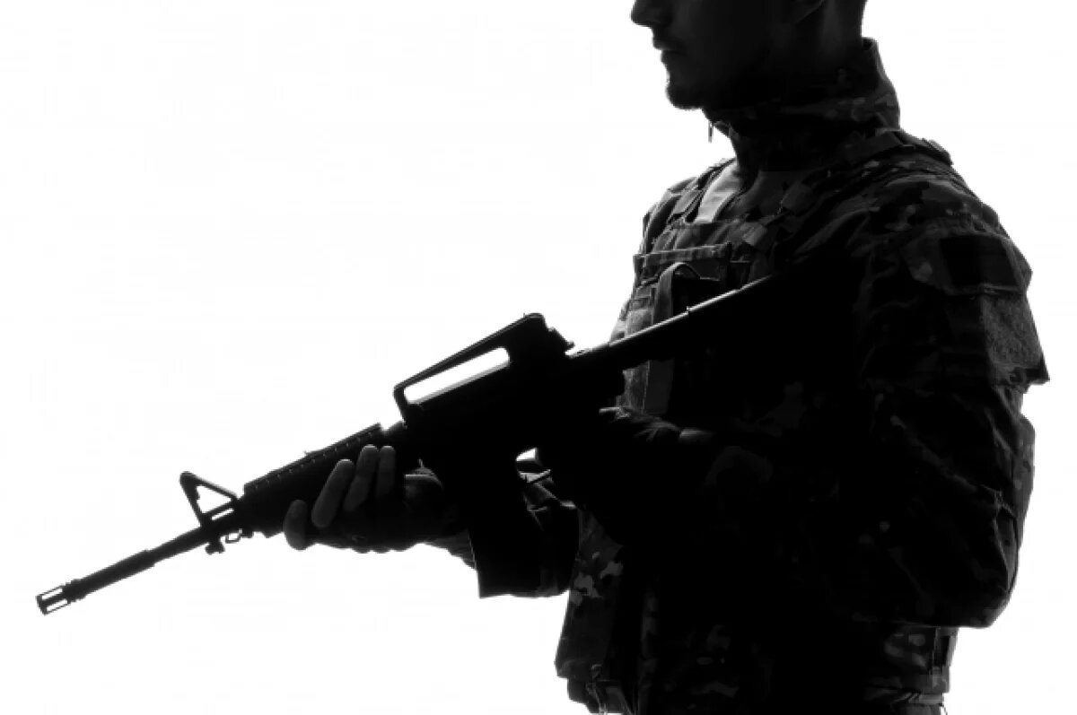    В Белебее мужчина с муляжом автомата угрожал росгвардейцам