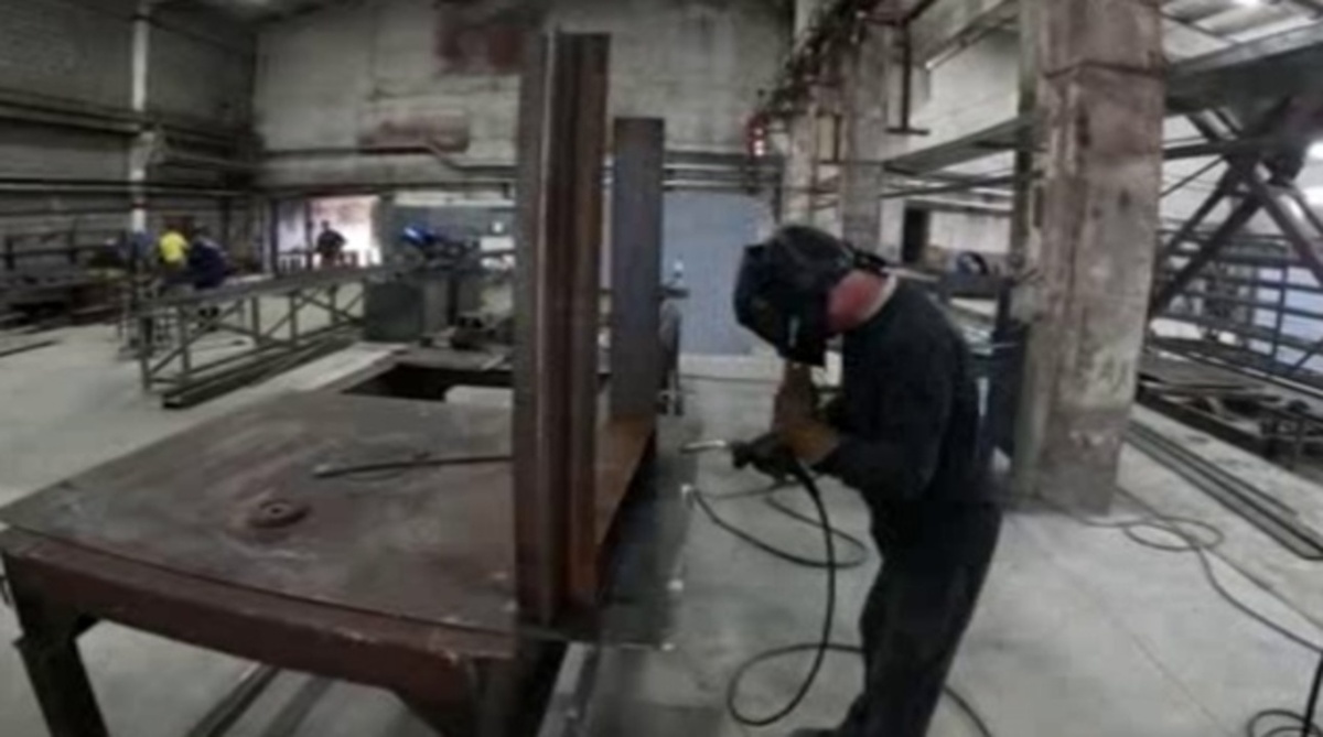    Работать эффективнее, не увеличивая трудозатраты реально: это доказали более 60 курских предприятий