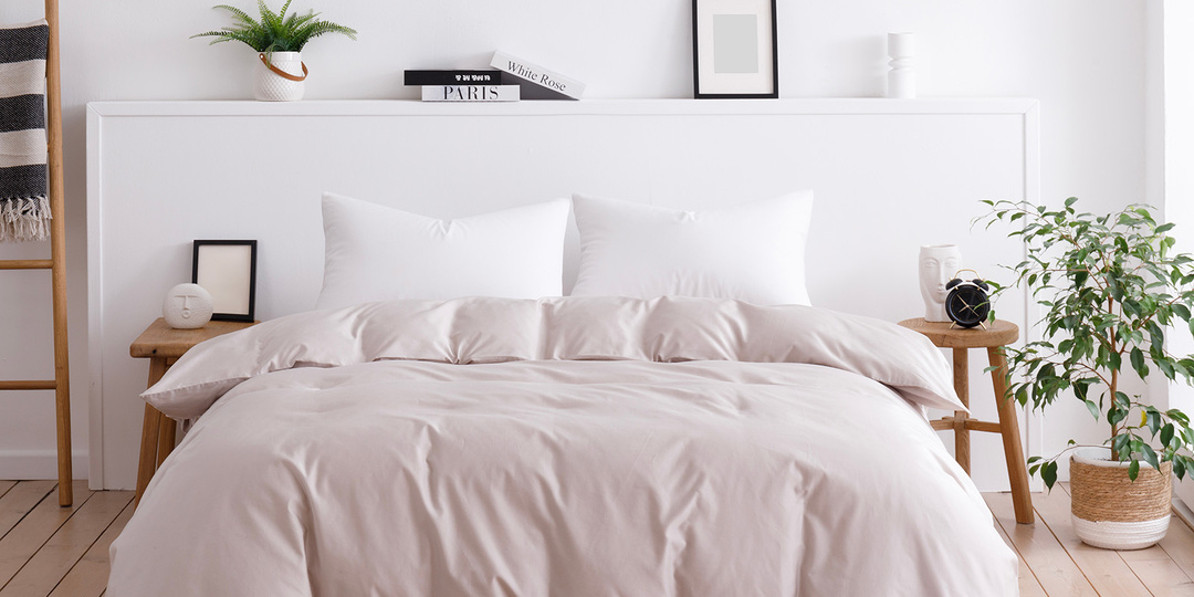 Микробиолог объяснила, как часто нужно стирать постельное белье