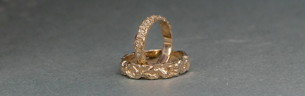 Золотые обручальные кольца с бриллиантами «Сияние»