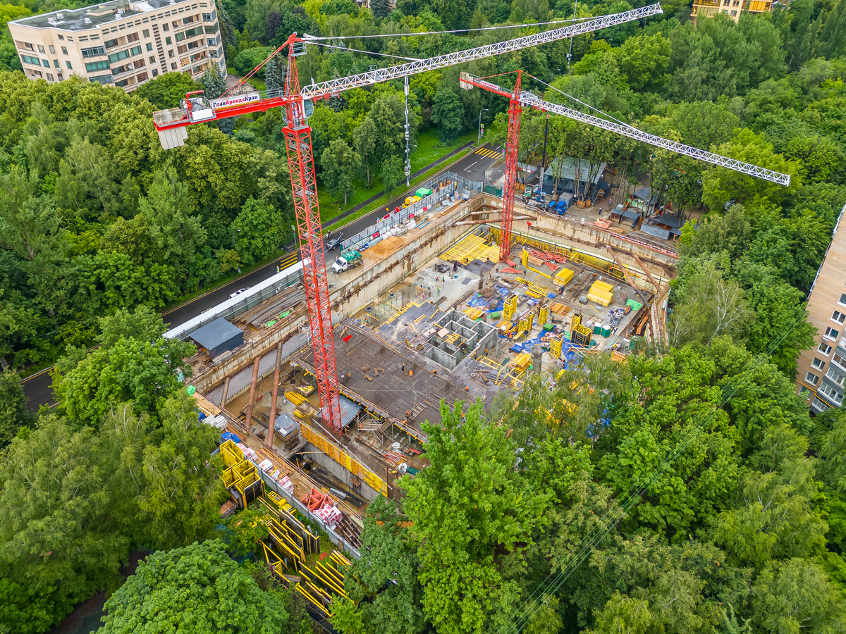 Строительство ЖК Springs в окружении Филевского парка