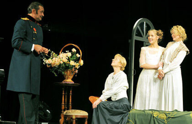 Спектакль «Три сестры» в Театр имени Моссовета - MOSBILET.ru