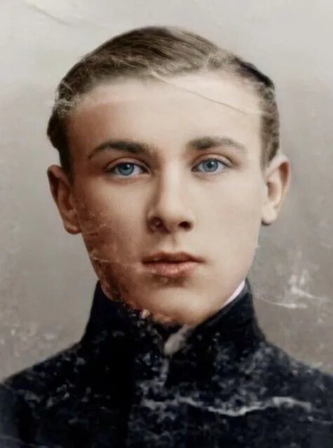 Молодой Михаил Булгаков