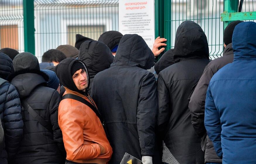    «За какие грехи мы хотим так наказать наших пациентов? Российское министерство облегчает завоз мигрантов»: Делягин