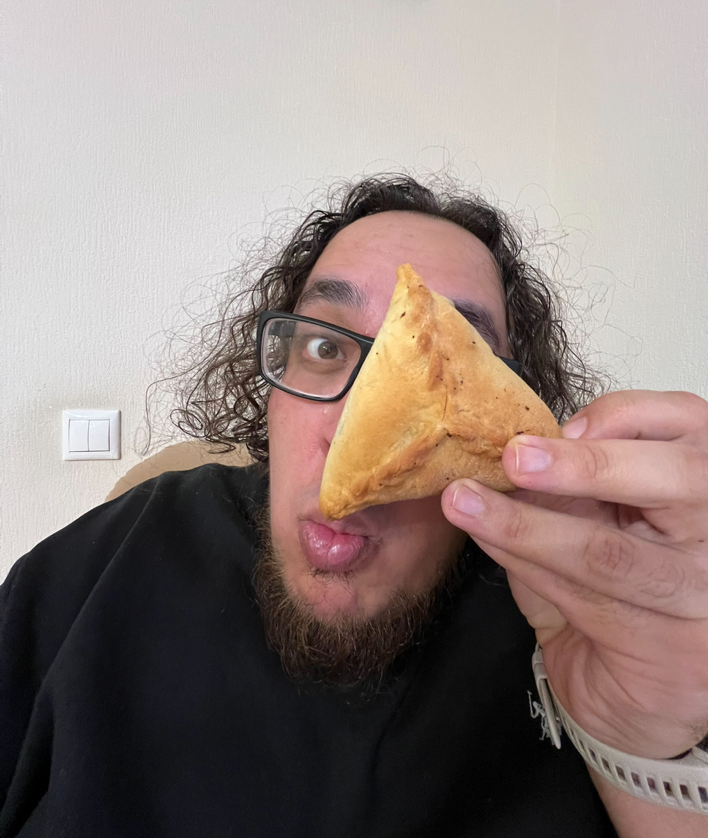 Эчпочмак в переводе с татарского — «треугольник». 