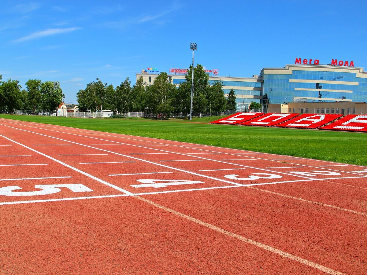    Стадион "Спартак" в Чебоксарах © Фото : "Спортивная школа "Спартак" управления физической культуры и спорта администрации города Чебоксары Чувашской Республики