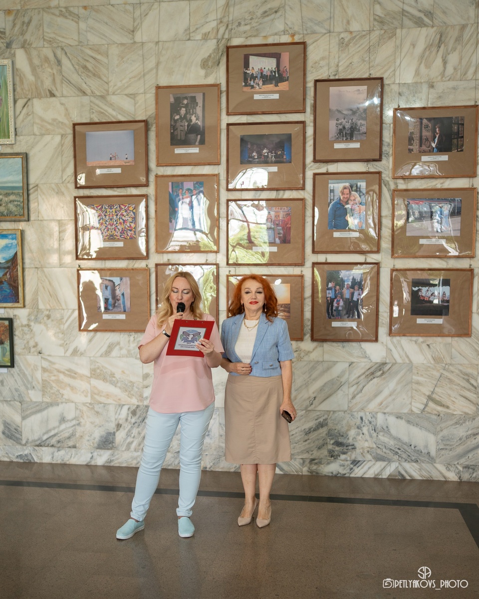 Виктория Юферева и Эвелина Валуйская 